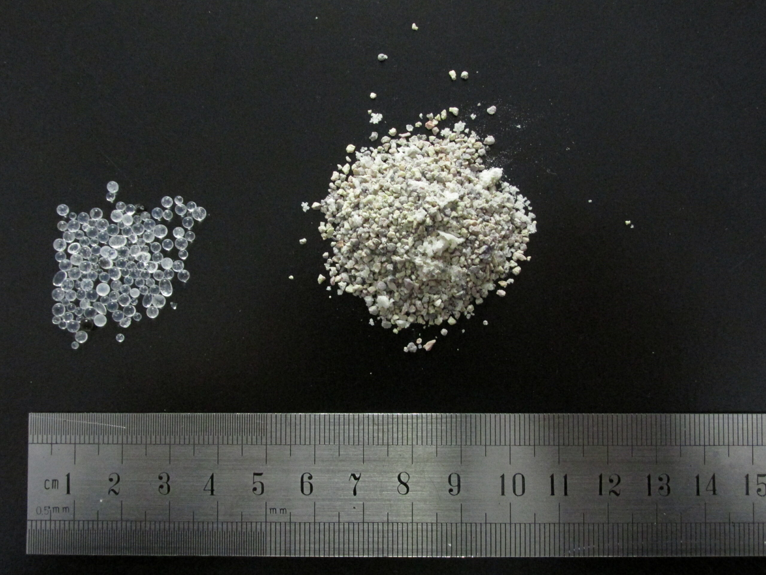 Desiccants: silica gel (left) and clay (right).